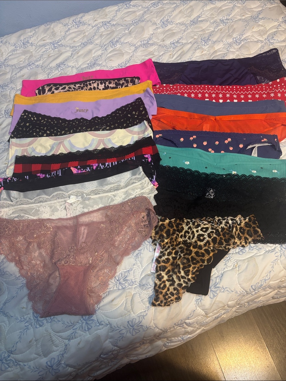 Mixed Women’s Lace & Cotton Panty Bundle - Assorted Colors